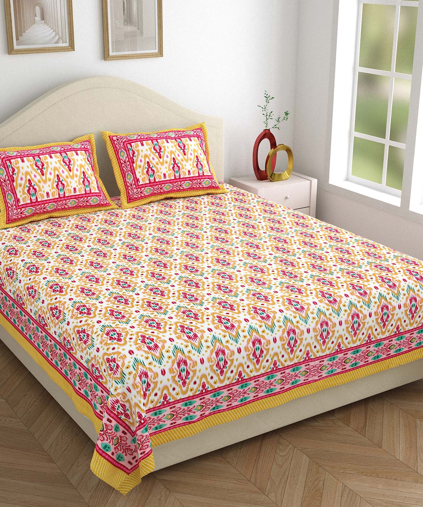Ekkat Royale Cream King Size Bedsheet